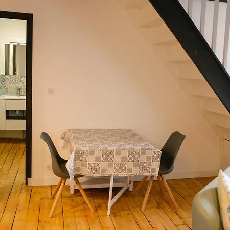 Duplex Centre 3 Etoiles Apartmán *